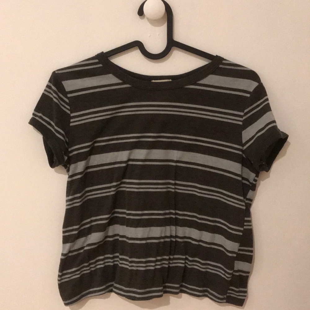 striped cropped t shirt